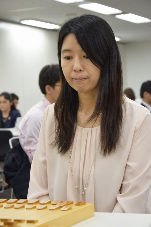 リコー杯女流王座戦中継ブログ 16時からの対局 進行中 ４