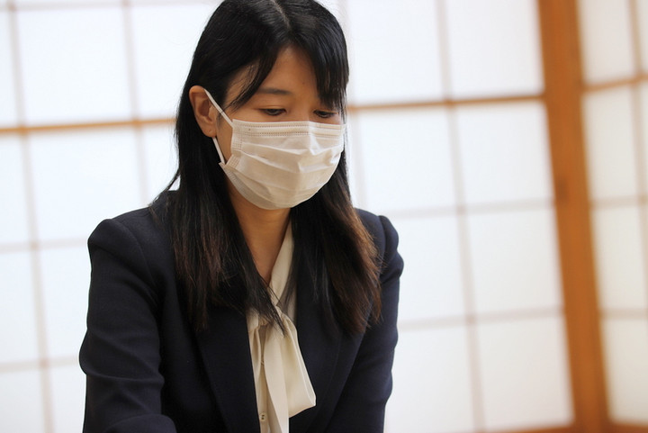 リコー杯女流王座戦中継ブログ 13時開始 特別対局室