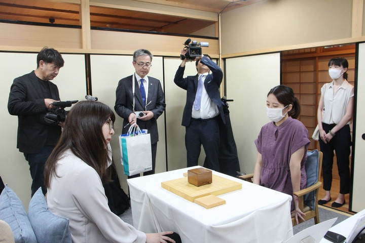 将棋］昨日の第4期白玲戦初戦は悔しい敗戦でした | 福間香奈