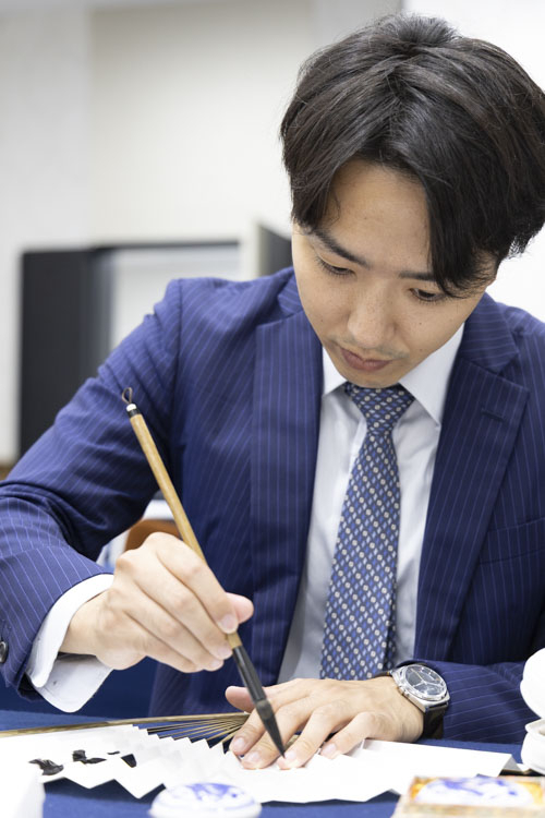 王座戦中継Blog : 色紙、扇子