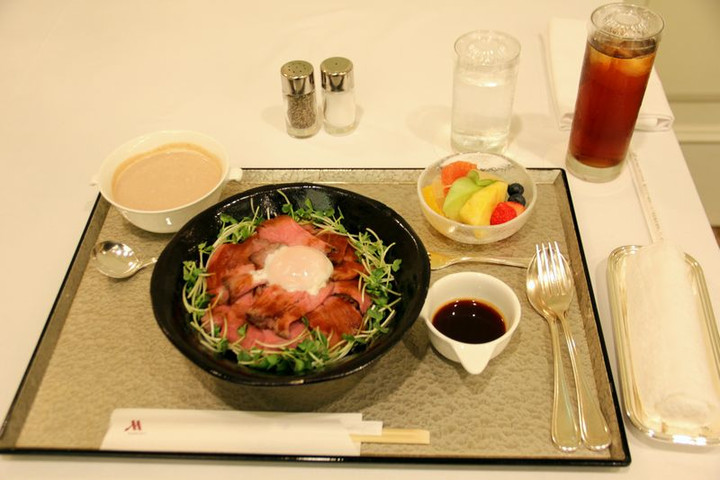 王座戦中継Blog : 両対局者の夕食