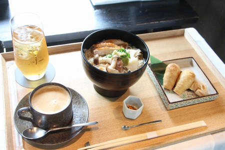 煮麺（大和地鶏）と豆稲荷