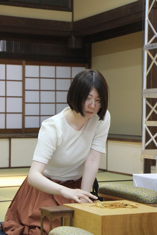 西山白玲