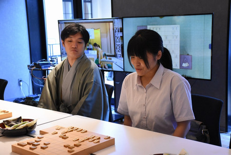 Hikae01