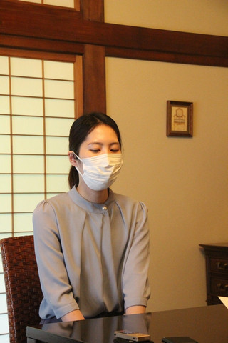 福間女流王位