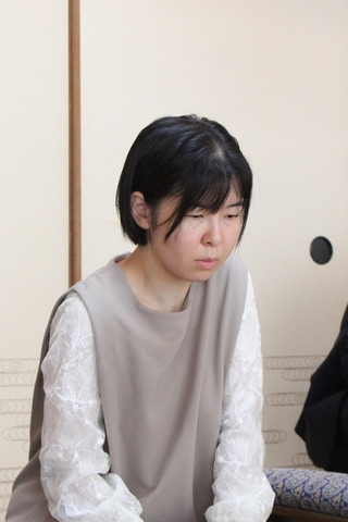 伊藤女流四段