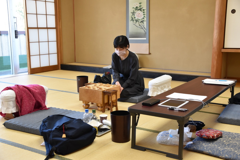女流王位戦中継Blog: 昼食休憩時の対局室