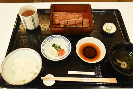 Hiru03