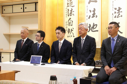 立会席