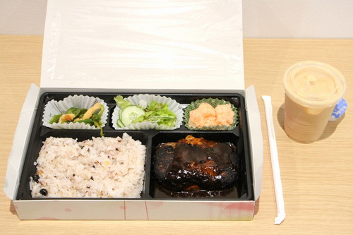昼食（西山）