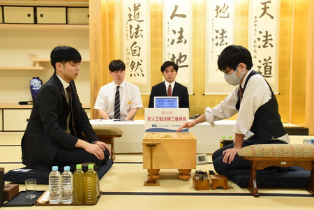 Tokutai03