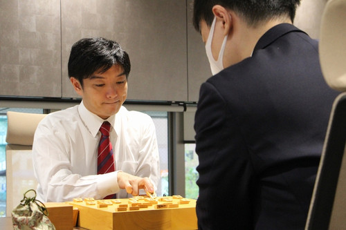村山八段